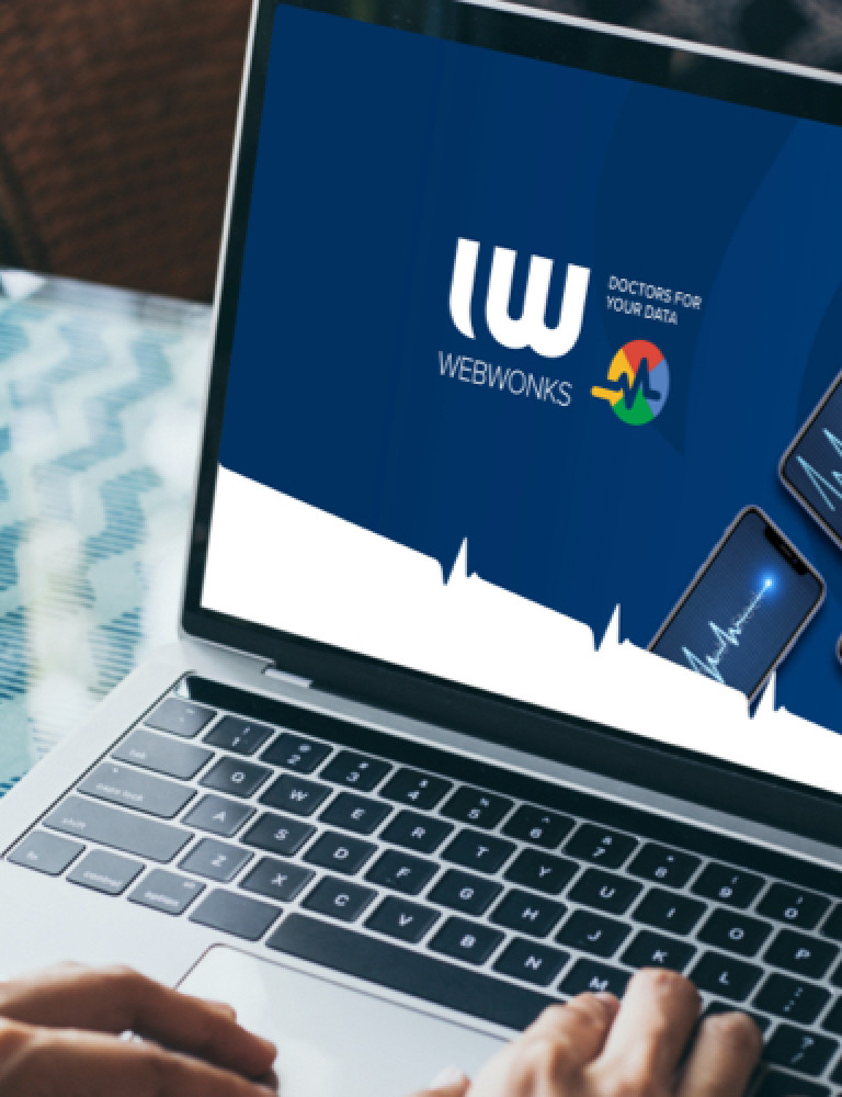 logo brand design webwonks